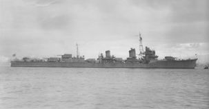 Makigumo-1942-1.jpg