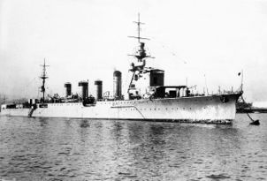 Japanese cruiser Naka.jpg